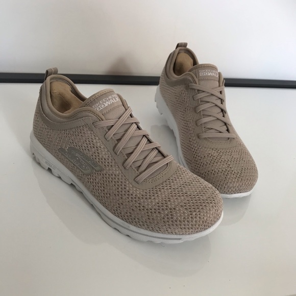 skechers gowalk destiny